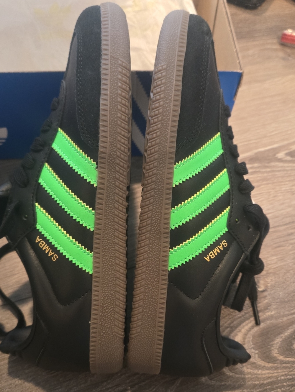 adidas Nwt Samba OG Black w/ Green Size 6 Youth - Picture 7 of 8